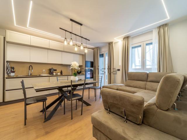 Appartamento in vendita di 101 m² in Viale Piacenza
