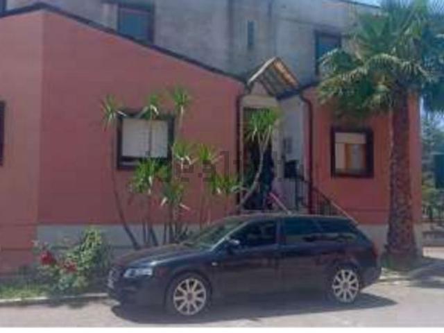 Appartamento in vendita di 101 m² in Piazza Giuseppe Di Vittorio