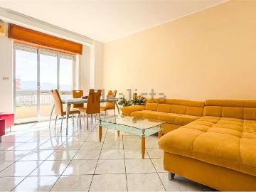 Appartamento in vendita di 101 m² in Piazza Rinascita