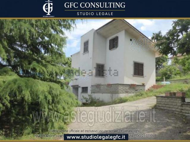 Appartamento in vendita di 101 m² in Strada Montagna, 1