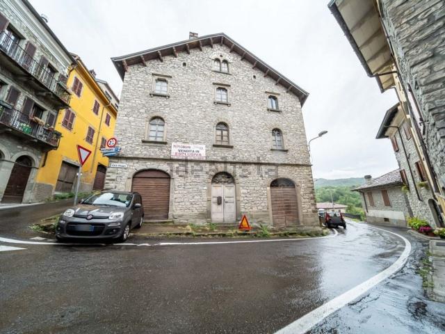 Appartamento in vendita di 102 m² in Via 24 Maggio, 2
