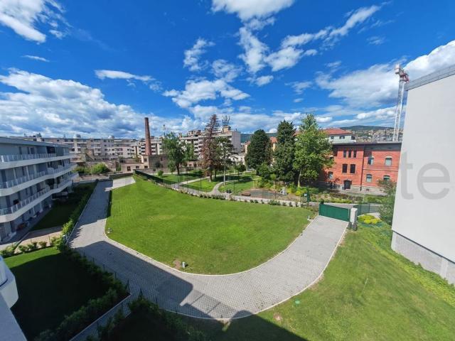 Appartamento in vendita di 102 m² in Via Costalunga