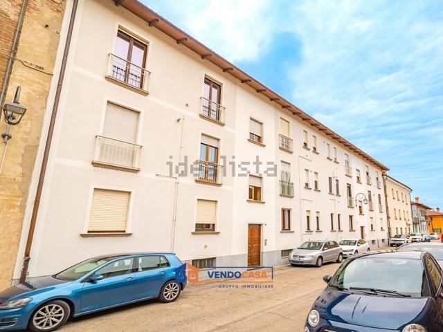 Appartamento in vendita di 102 m² in Via Carlo Alberto, 38