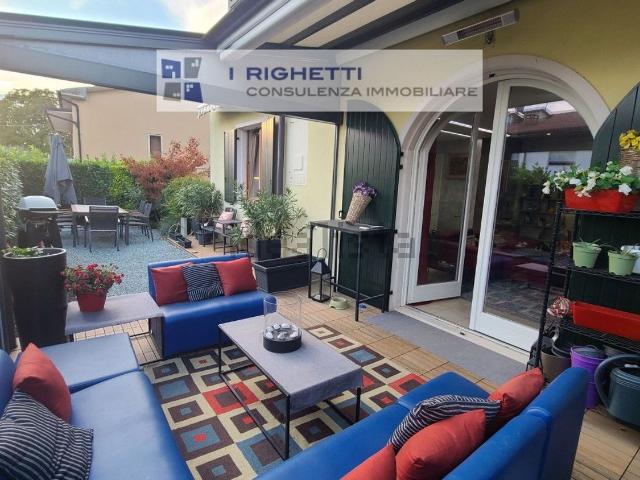 Appartamento in vendita di 102 m² in Via A. Salieri