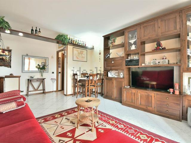 Appartamento in vendita di 102 m² in Via Antonio Fabbri