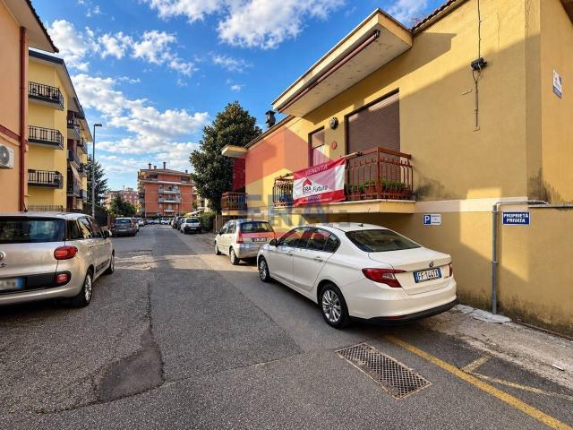 Appartamento in vendita di 102 m² in Via Antonio Fogazzaro, 4