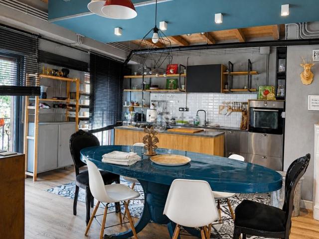 Appartamento in vendita di 102 m² in Via Andrea Doria, 9