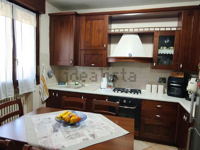 Appartamento in vendita di 102 m² in Via Aosta, 60