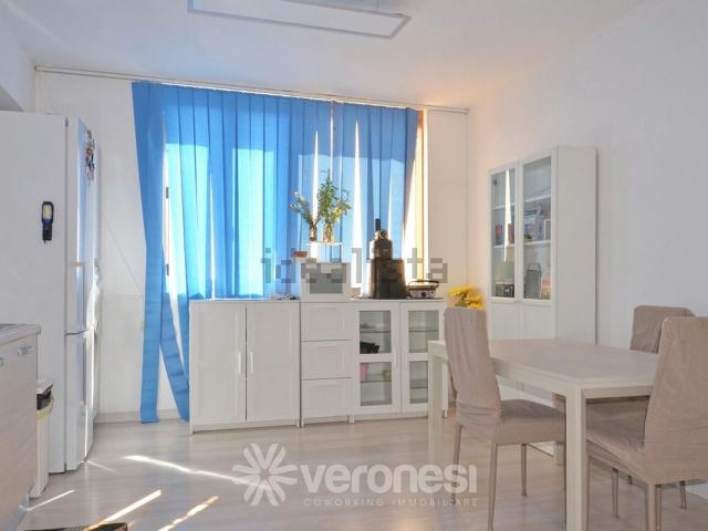 Appartamento in vendita di 102 m² in Via Alberto Barrella, 63