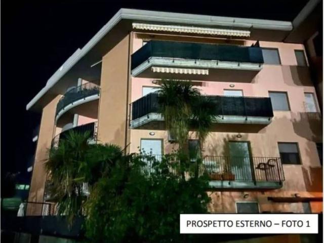 Appartamento in vendita di 102 m² in Via Alessandro Manzoni, 21