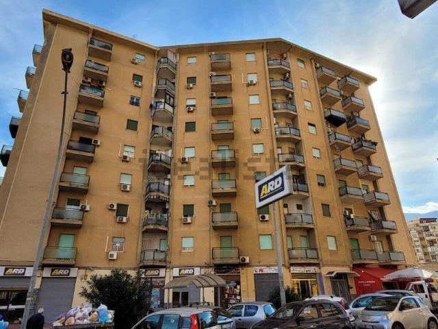 Appartamento in vendita di 102 m² in Via Armando Diaz, 32