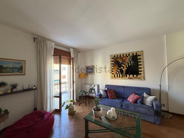 Appartamento in vendita di 102 m² in Via Gabriele D&apos Annunzio
