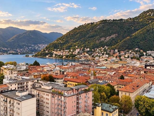 Appartamento in vendita di 102 m² in Via Gerolamo Borsieri