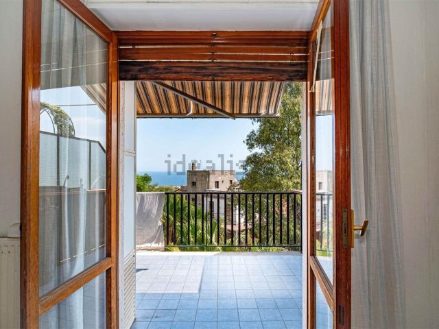 Appartamento in vendita di 102 m² in Via Giorgio de Chirico, 10