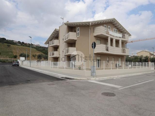 Appartamento in vendita di 102 m² in Via Giovanni Ricci, 18