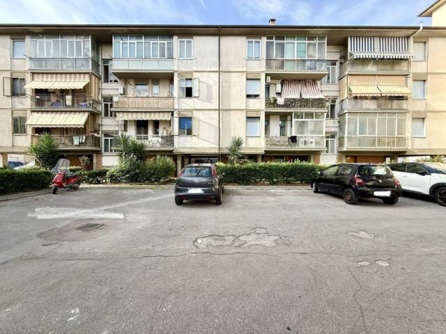 Appartamento in vendita di 102 m² in Via Guido Gozzano
