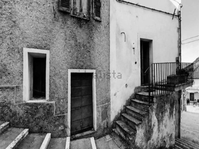 Appartamento in vendita di 102 m² in Via del Pretorio, 12