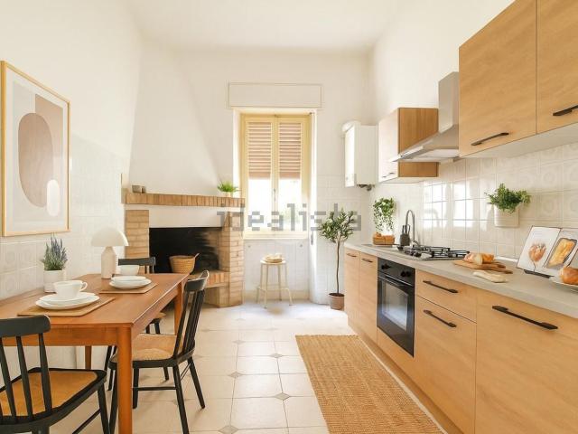 Appartamento in vendita di 102 m² in Via delle Portelle, 1