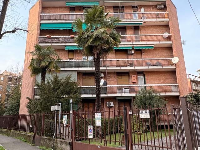 Appartamento in vendita di 102 m² in Via F. Sciviero, 24