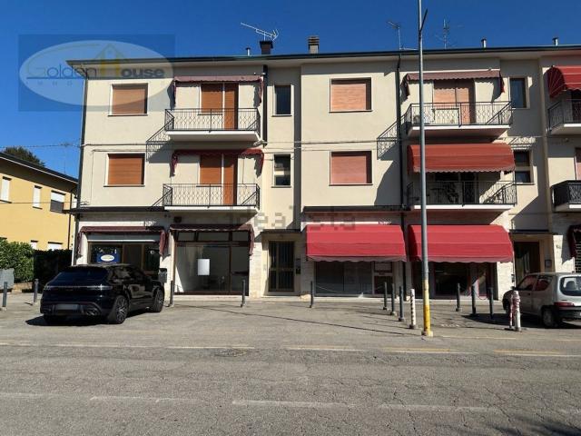 Appartamento in vendita di 102 m² in Via Fascinata, 26