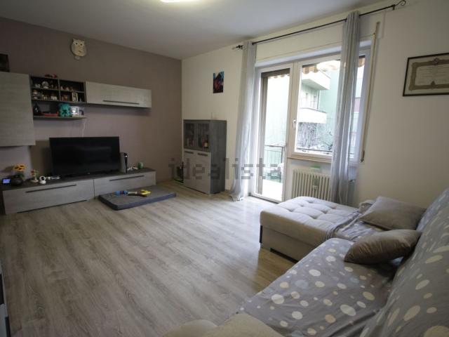 Appartamento in vendita di 102 m² in Via Fratelli Bandiera, 2