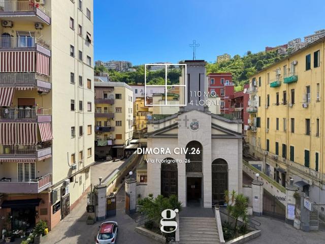 Appartamento in vendita di 102 m² in Via Fuorigrotta, 26