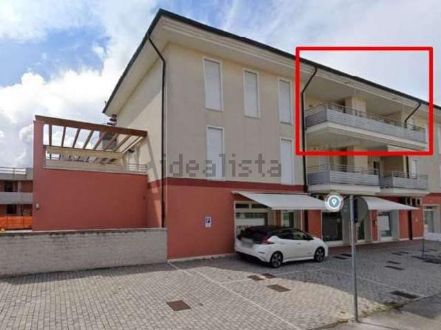 Appartamento in vendita di 102 m² in Via II Risorgimento, 25