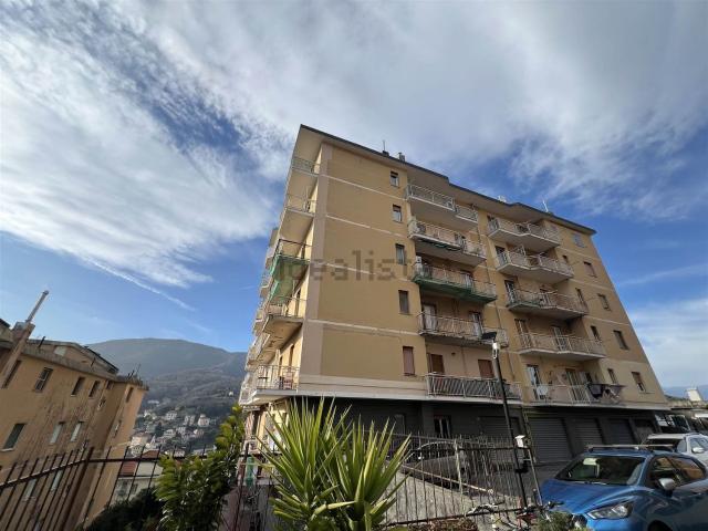 Appartamento in vendita di 102 m² in Via Ortigara, 25