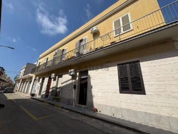 Appartamento in vendita di 102 m² in Via Luigi Capuana