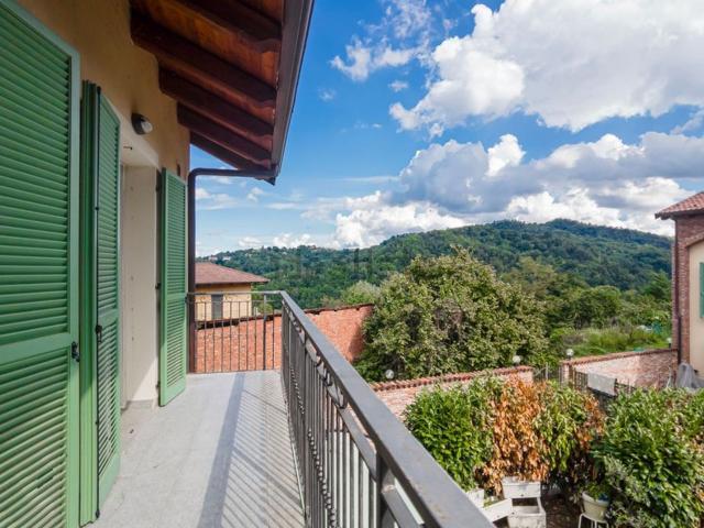 Appartamento in vendita di 102 m² in Via Moncanino, 96