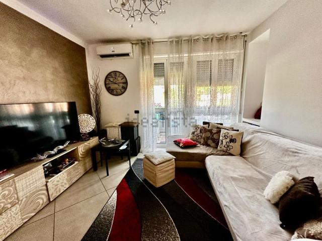 Appartamento in vendita di 102 m² in Via Montelungo