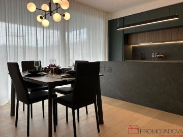 Appartamento in vendita di 102 m² in Via Marconi