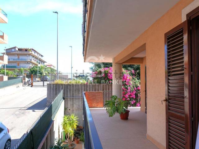 Appartamento in vendita di 102 m² in Via Michelangelo Buonarroti, 11