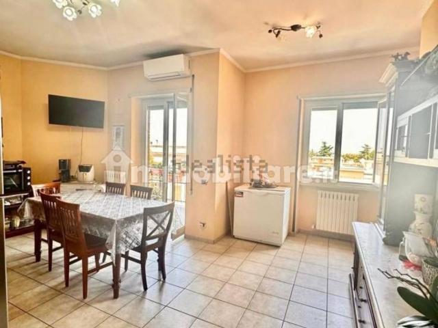 Appartamento in vendita di 102 m² in Via Nazionale Tiburtina, 329