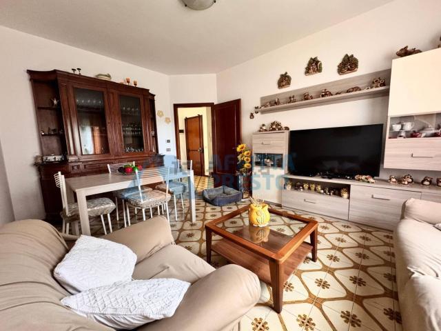 Appartamento in vendita di 102 m² in Via San Mauro