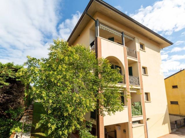 Appartamento in vendita di 102 m² in Via San Bartolomeo, 48