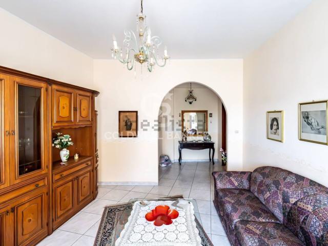 Appartamento in vendita di 102 m² in Via Sicilia, 23