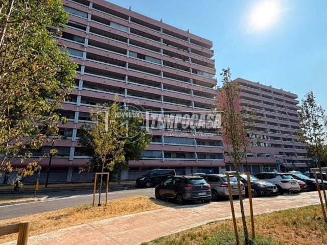 Appartamento in vendita di 102 m² in Via Papa Giovanni XXIII, 27