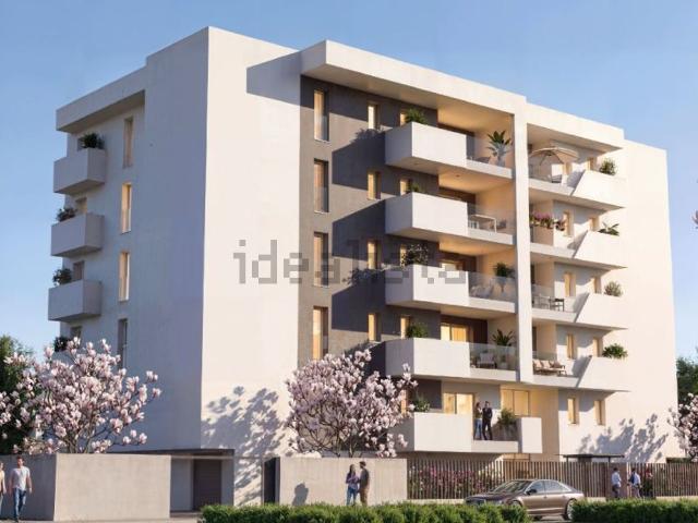 Appartamento in vendita di 102 m² in Via Piceni, 33