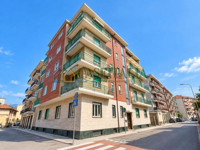Appartamento in vendita di 102 m² in Via Rocciamelone, 1