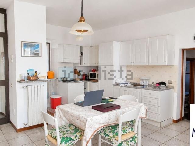 Appartamento in vendita di 102 m² in Via Roma