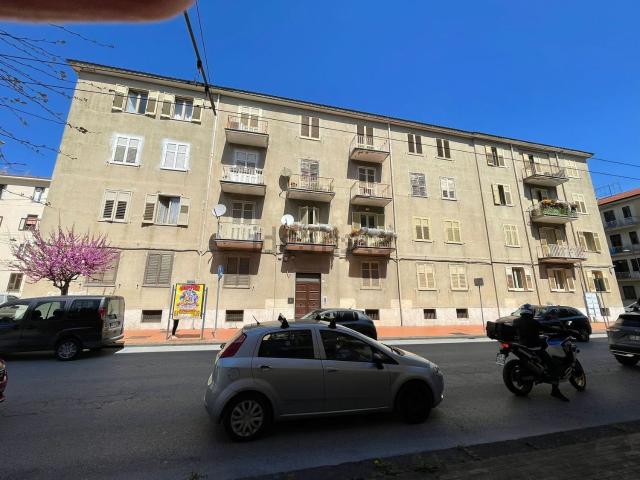 Appartamento in vendita di 102 m² in Via Roma