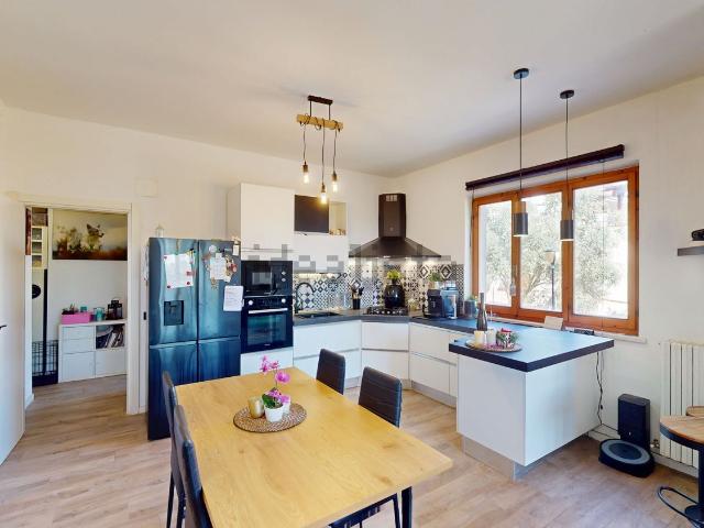 Appartamento in vendita di 102 m² in Via Rustico