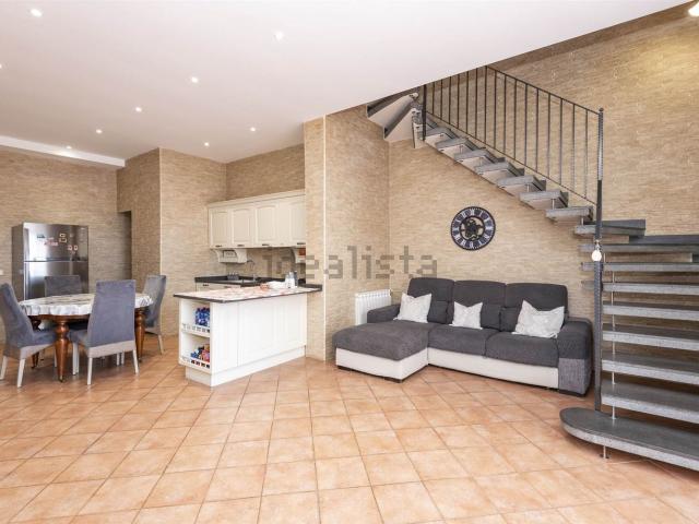 Appartamento in vendita di 198 m² in Via Toscano Patti, 6