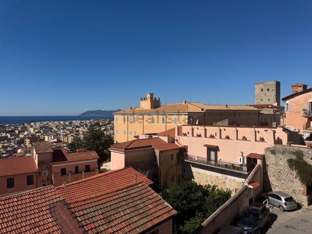 Appartamento in vendita di 102 m² in Via Tempio di Minerva, 13