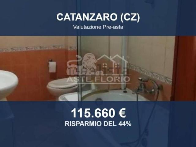 Appartamento in vendita di 102 m² in Viale Crotone