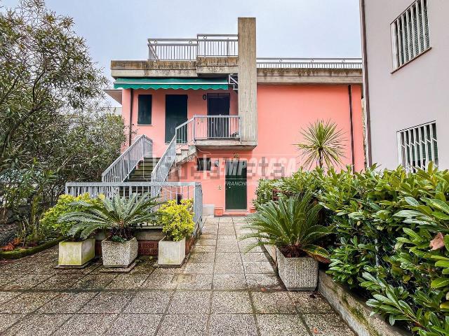 Appartamento in vendita di 102 m² in Viale dei Mille, 62