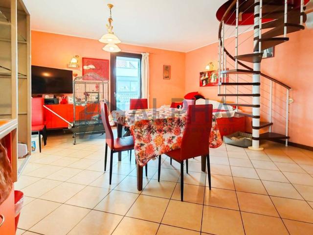Appartamento in vendita di 102 m² in Viale Empoli