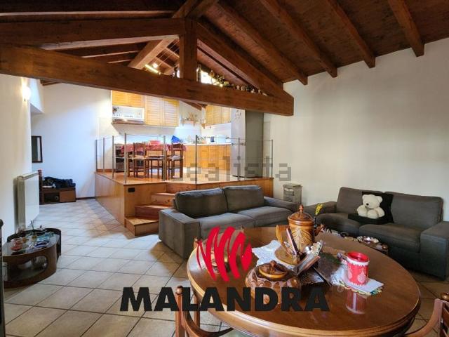 Appartamento in vendita di 102 m² in Corso G.Matteotti, 73