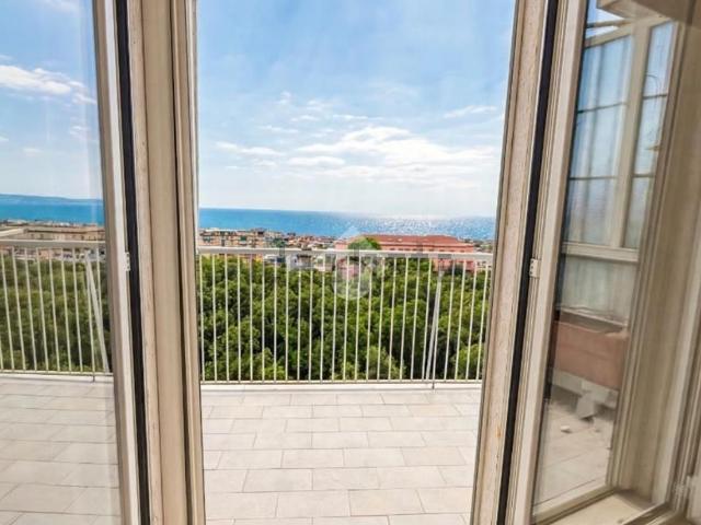 Appartamento in vendita di 102 m² in Corso Italia, 82